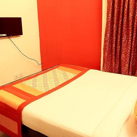 Oyo 3418 Hotel Amit Calcutta Exterior foto